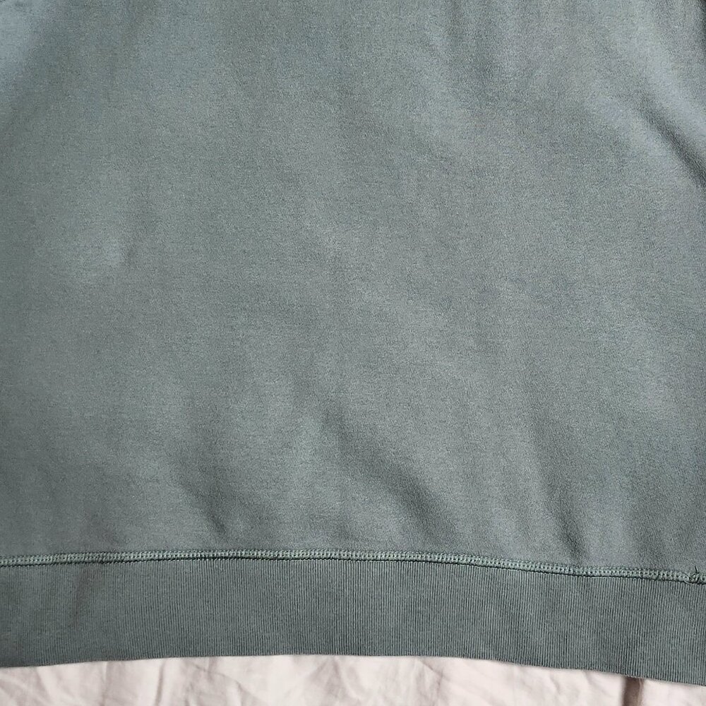 he Black Dog Womens Sweatshirt Legacy Collection Color Green Size Medium - Picture 14 of 16